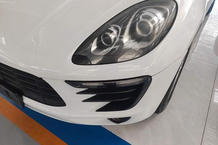Used Porsche Macan 2016 Macan 2.0T Left Front Headlight