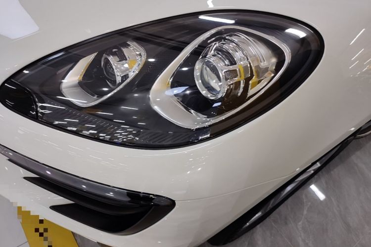 Used Porsche Macan 2016 Macan 2.0T Left Front Headlight
