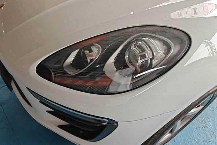 Used Porsche Macan 2016 Macan 2.0T Left Front Headlight