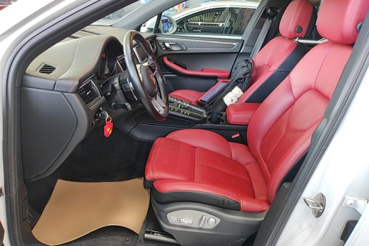 Used Porsche Macan 2016 Macan 2.0T Left Front Seat