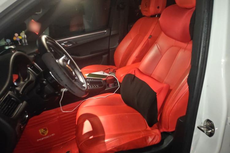 Used Porsche Macan 2016 Macan 2.0T Left Front Seat
