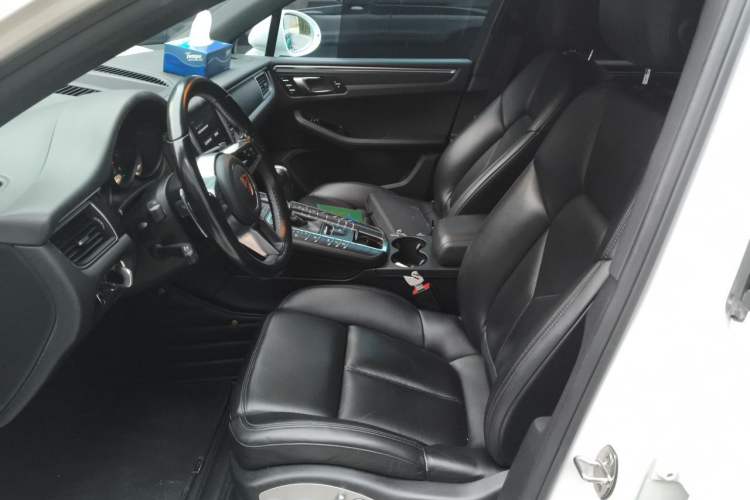 Used Porsche Macan 2016 Macan 2.0T Left Front Seat