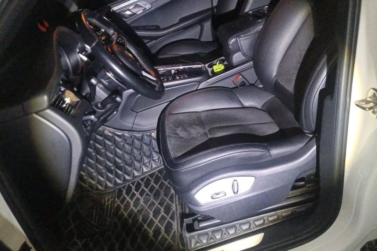 Used Porsche Macan 2016 Macan 2.0T Left Front Seat