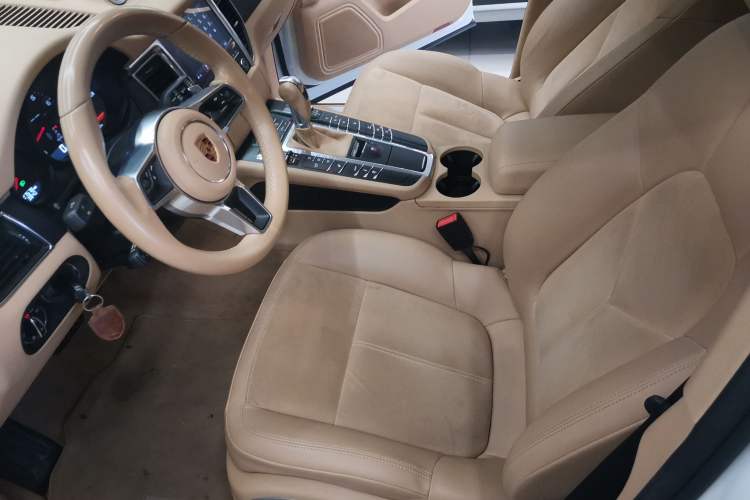 Used Porsche Macan 2016 Macan 2.0T Left Front Seat