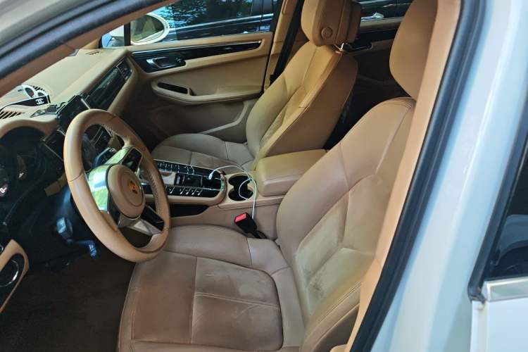 Used Porsche Macan 2016 Macan S 3.0T Left Front Seat