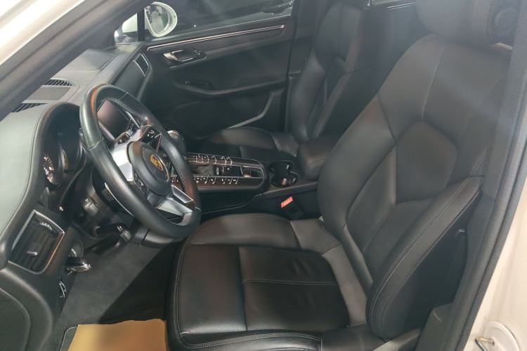Used Porsche Macan 2016 Macan 2.0T Left Front Seat