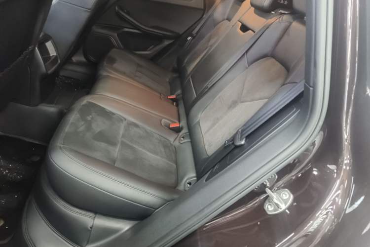Used Porsche Macan 2016 Macan 2.0T Left Rear Seat