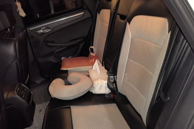 Used Porsche Macan 2016 Macan 2.0T Left Rear Seat