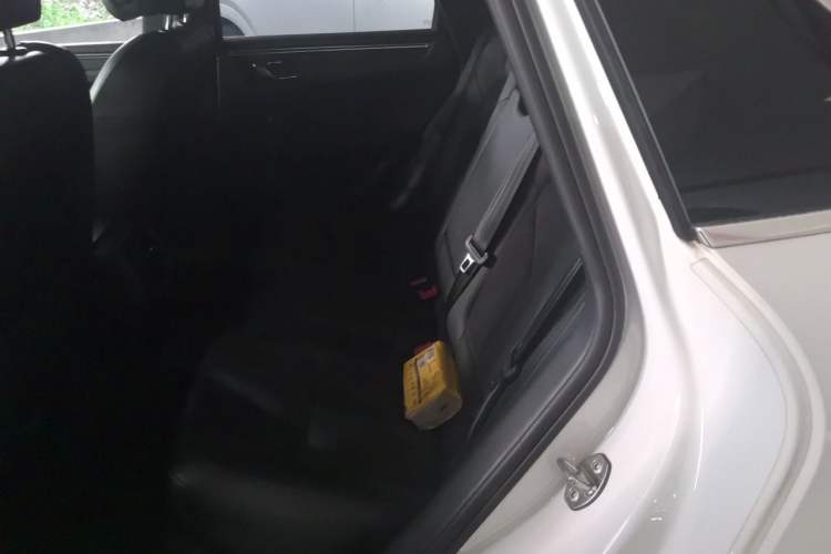 Used Porsche Macan 2016 Macan 2.0T Left Rear Seat