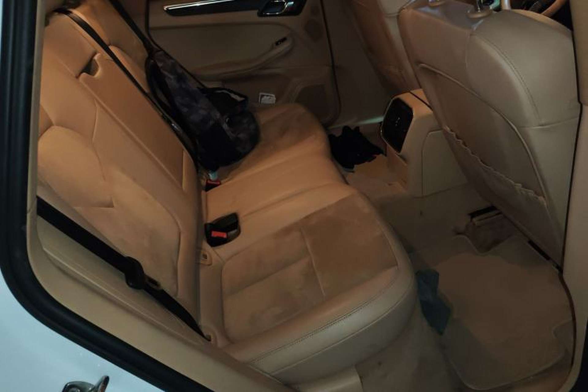 Used Porsche Macan 2016 Macan 2.0T Left Rear Seat