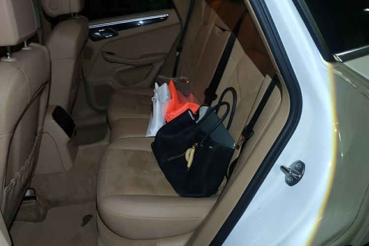 Used Porsche Macan 2016 Macan S 3.0T Left Rear Seat