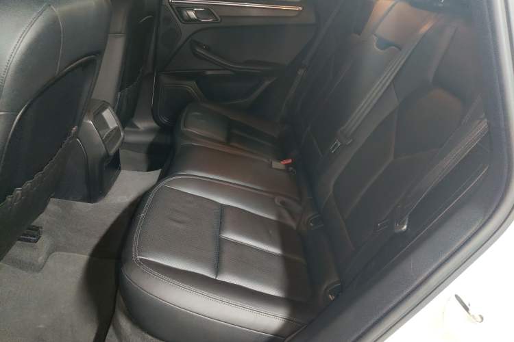 Used Porsche Macan 2016 Macan 2.0T Left Rear Seat