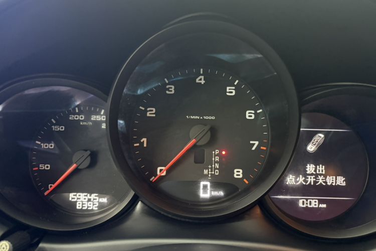 Used Porsche Macan 2016 Macan 2.0T Odometer Close Up