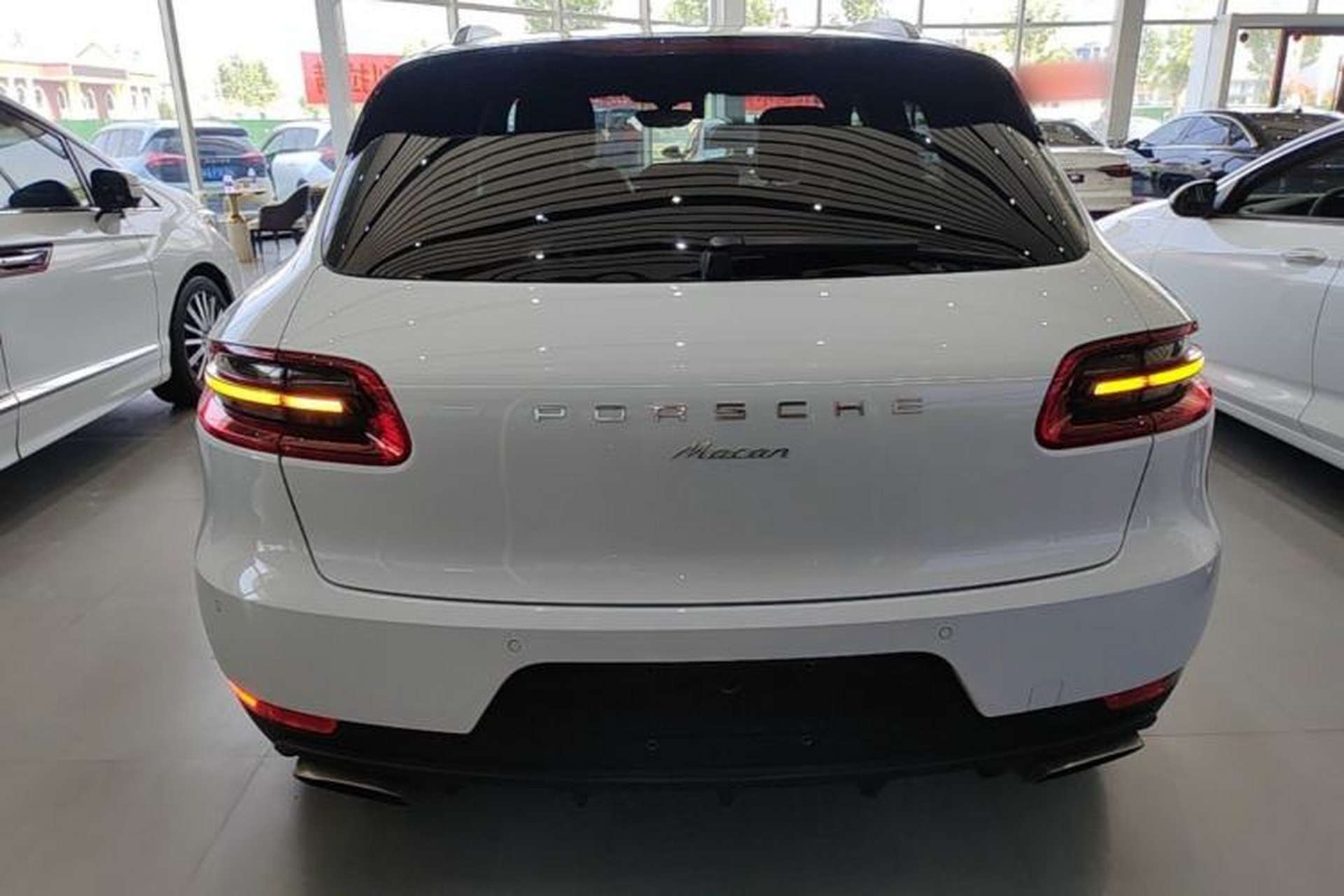Used Porsche Macan 2016 Macan 2.0T Rear