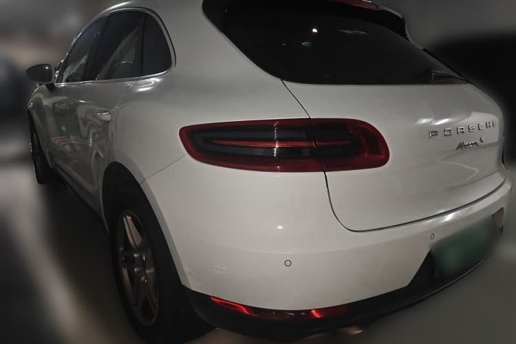 Used Porsche Macan 2016 Macan S 3.0T Rear Left 45 Deg