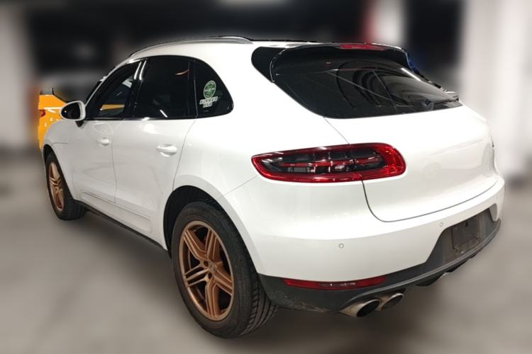 Used Porsche Macan  Rear Left 45 Deg