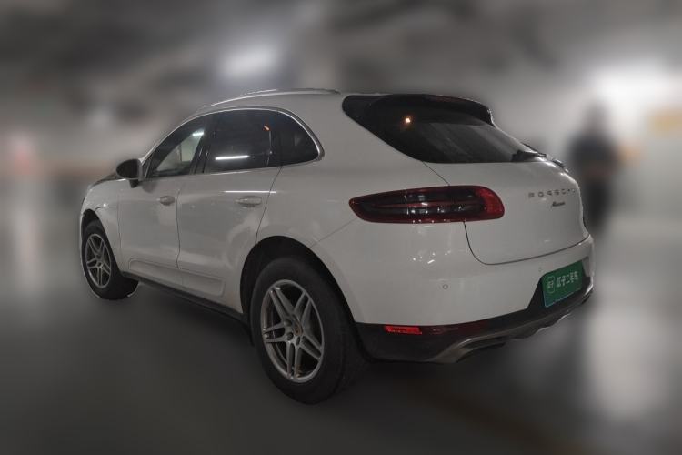 Used Porsche Macan 2016 Macan 2.0T Rear Left 45 Deg
