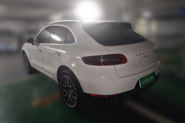 Used Porsche Macan 2016 Macan 2.0T Rear Left 45 Deg