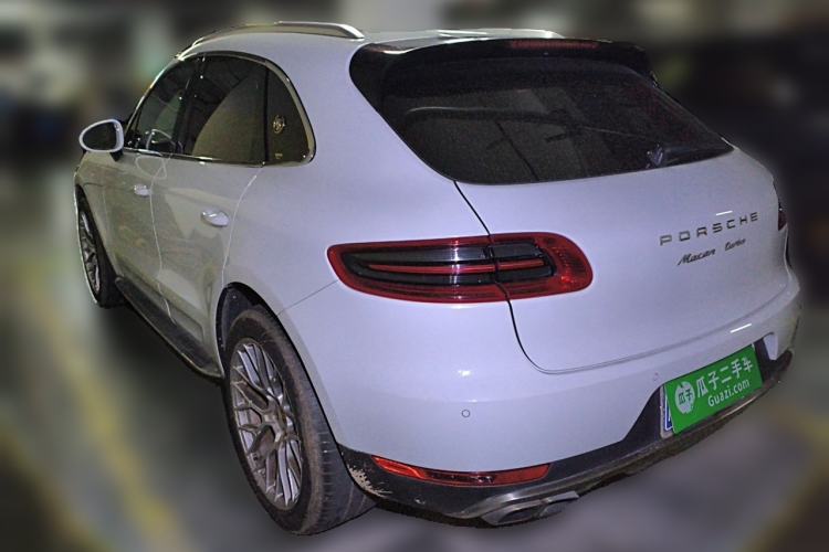 Used Porsche Macan 2016 Macan 2.0T Rear Left 45 Deg