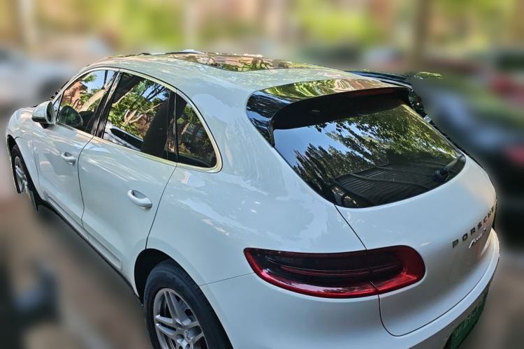 Used Porsche Macan 2016 Macan S 3.0T Rear Left 45 Deg