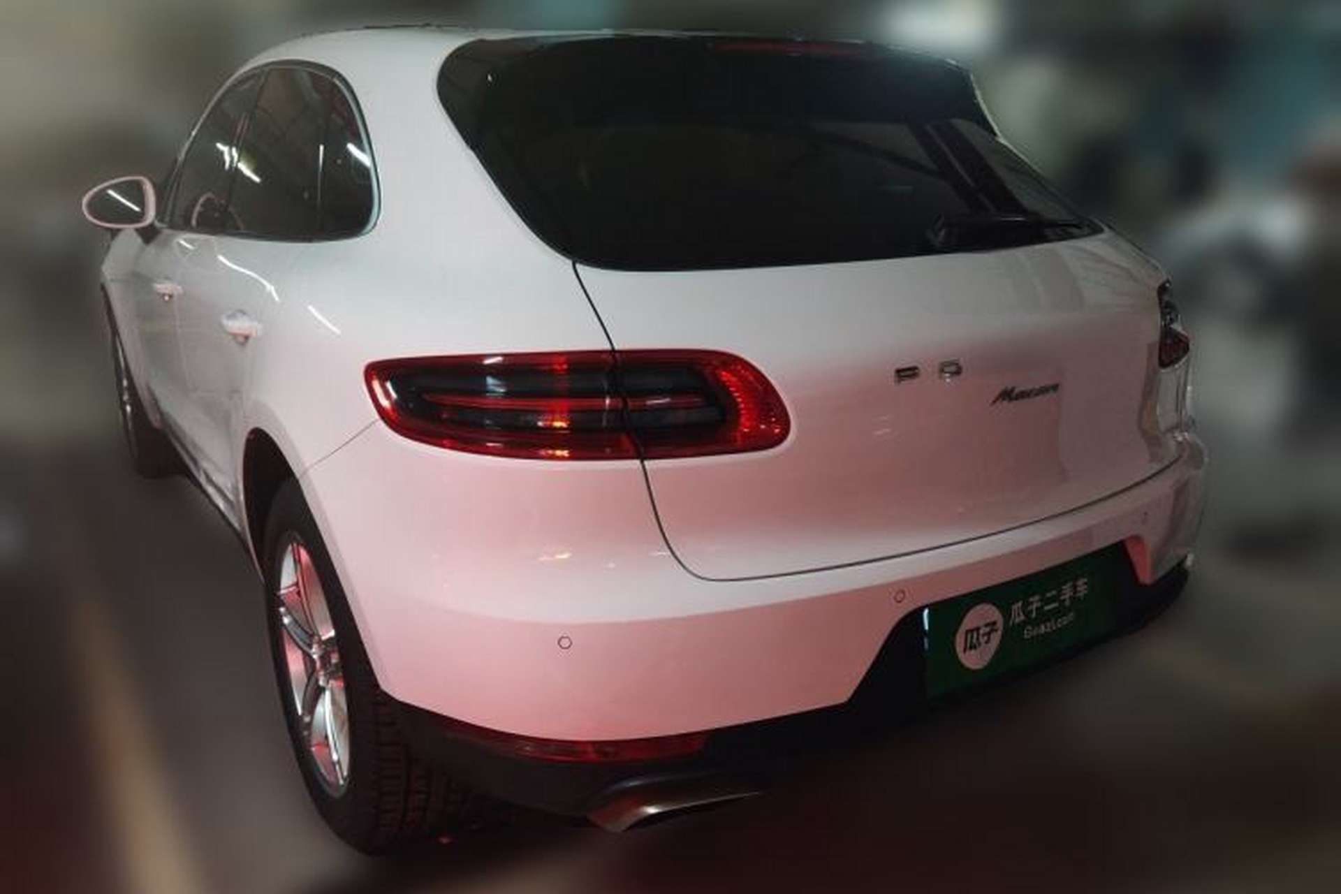 Used Porsche Macan 2016 Macan 2.0T Rear Left 45 Deg