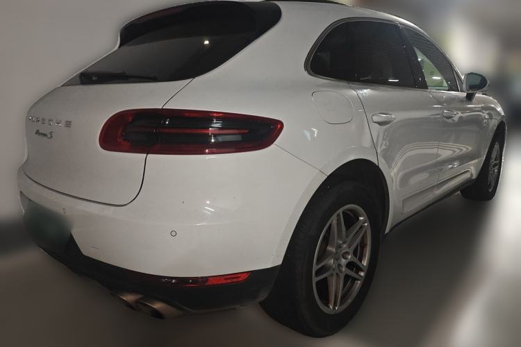Used Porsche Macan 2016 Macan S 3.0T Rear Right 45 Deg