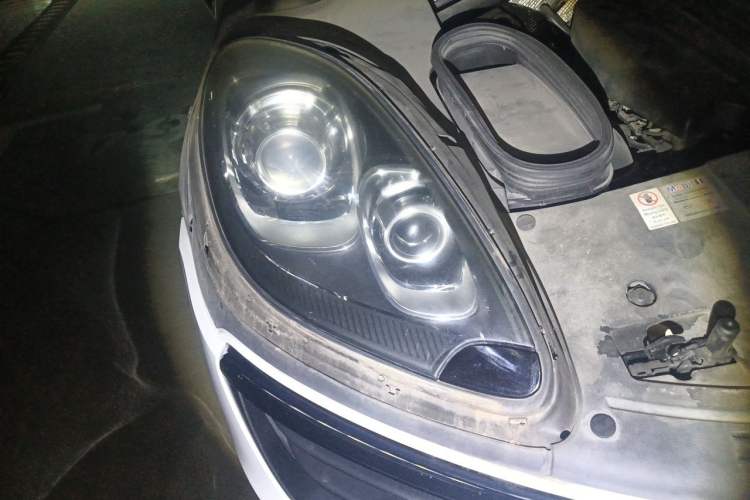 Used Porsche Macan 2016 Macan 2.0T Right Front Headlight