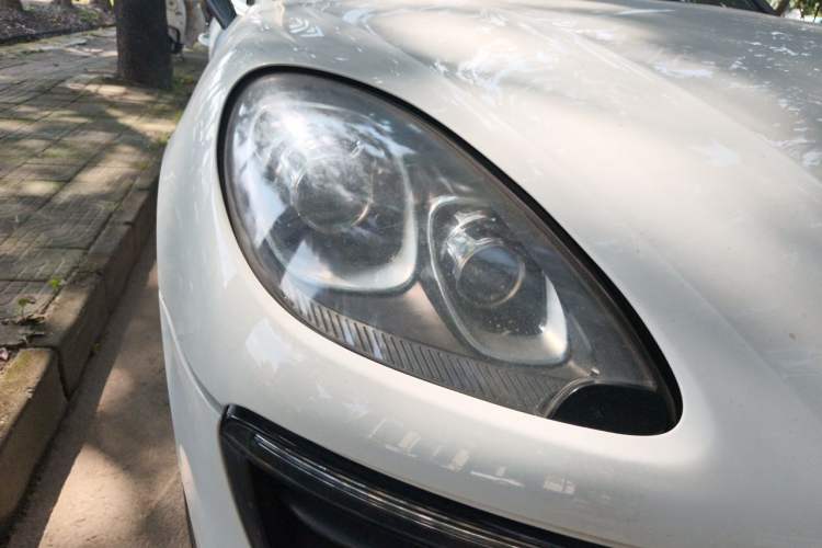 Used Porsche Macan 2016 Macan 2.0T Right Front Headlight