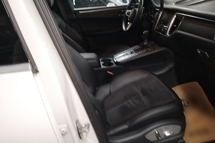 Used Porsche Macan 2016 Macan 2.0T Right Front Seat