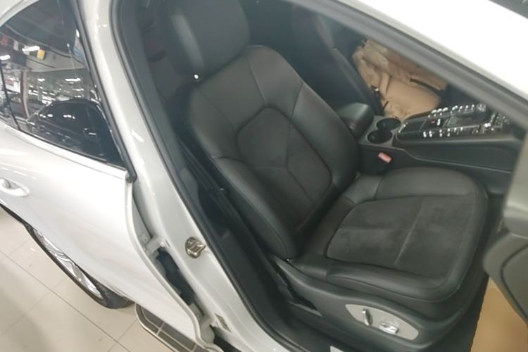Used Porsche Macan 2016 Macan 2.0T Right Front Seat
