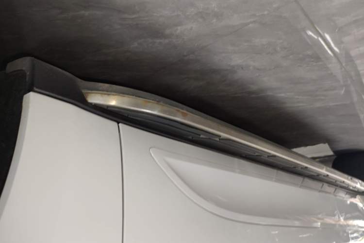 Used Porsche Macan 2016 Macan 2.0T Right Side Sill
