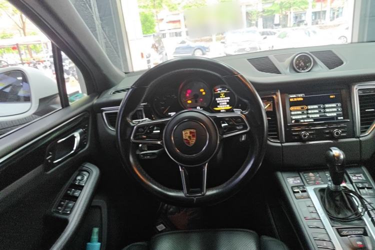 Used Porsche Macan 2016 Macan S 3.0T Steering Wheel