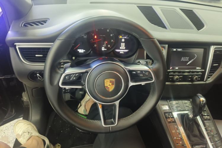 Used Porsche Macan 2016 Macan 2.0T Steering Wheel