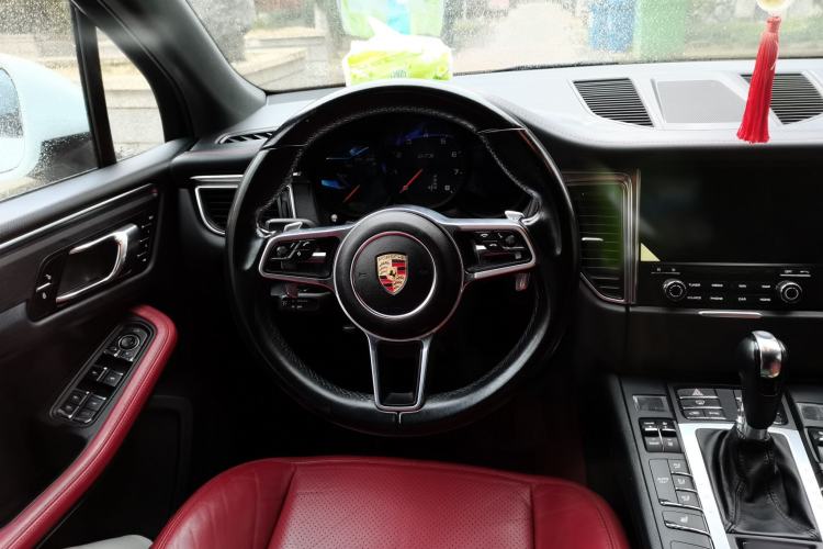 Used Porsche Macan  Steering Wheel