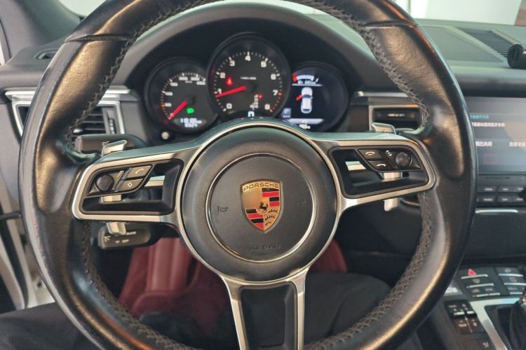 Used Porsche Macan 2016 Macan 2.0T Steering Wheel