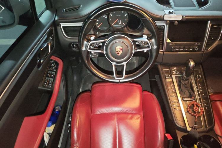 Used Porsche Macan 2016 Macan 2.0T Steering Wheel