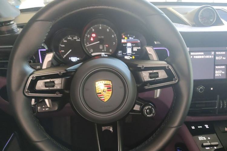 Used Porsche Macan 2016 Macan 2.0T Steering Wheel