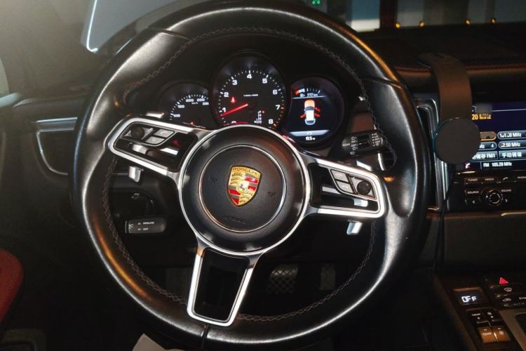 Used Porsche Macan 2016 Macan 2.0T Steering Wheel
