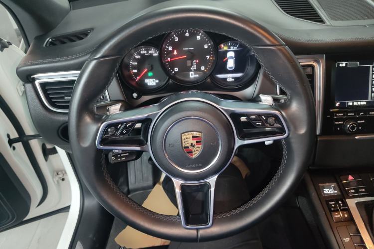 Used Porsche Macan 2016 Macan 2.0T Steering Wheel