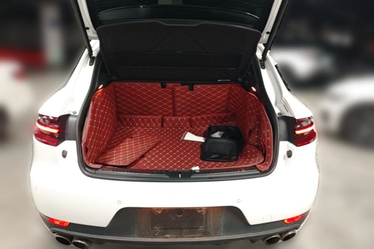 Used Porsche Macan  Trunk