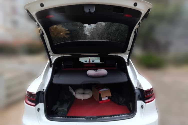 Used Porsche Macan  Trunk