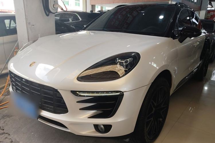Used Porsche Macan 2016 Macan 2.0T Guazi used car, China used car export, Used car for sale, Used Porsche cars, Cheapest cars for sale