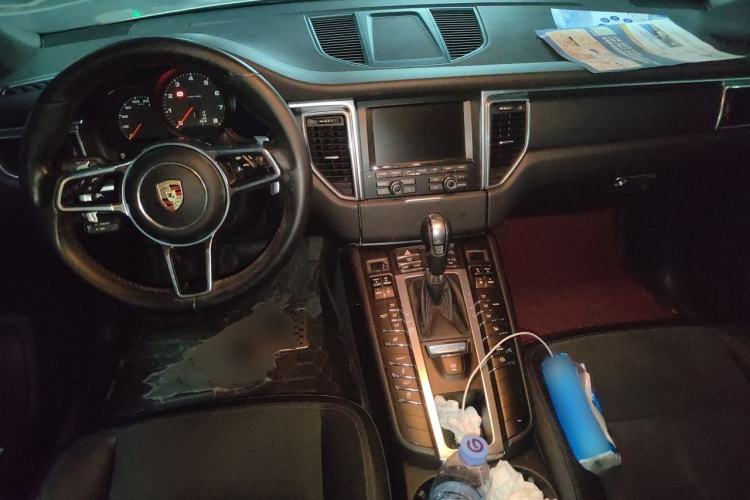 Used Porsche Macan 2016 Macan 2.0T Center Console