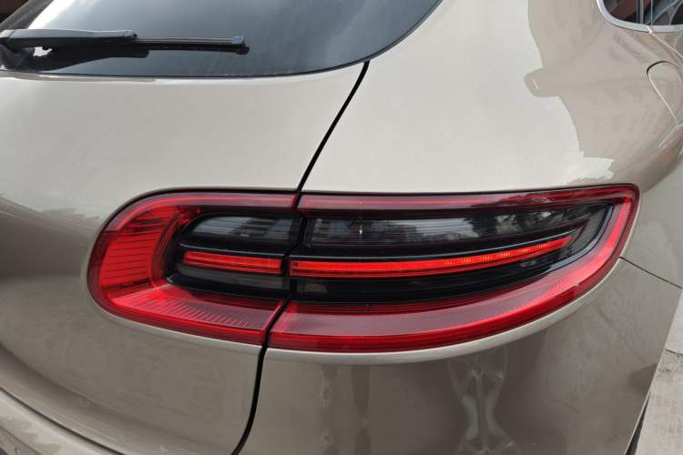 Used Porsche Macan 2016 Macan S 3.0T Exterior 3