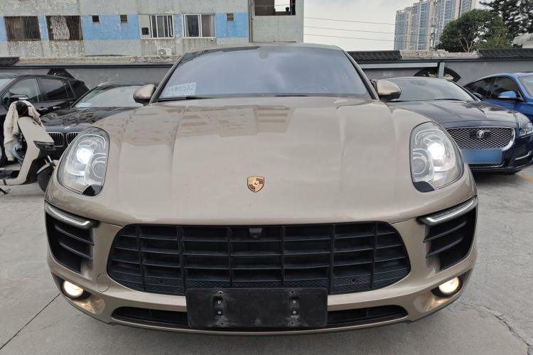 Used Porsche Macan 2016 Macan S 3.0T Front