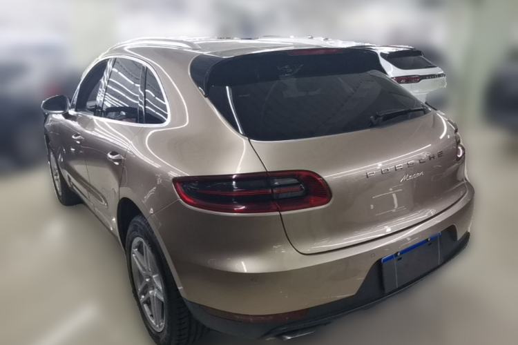 Used Porsche Macan 2016 Macan 2.0T Rear Left 45 Deg