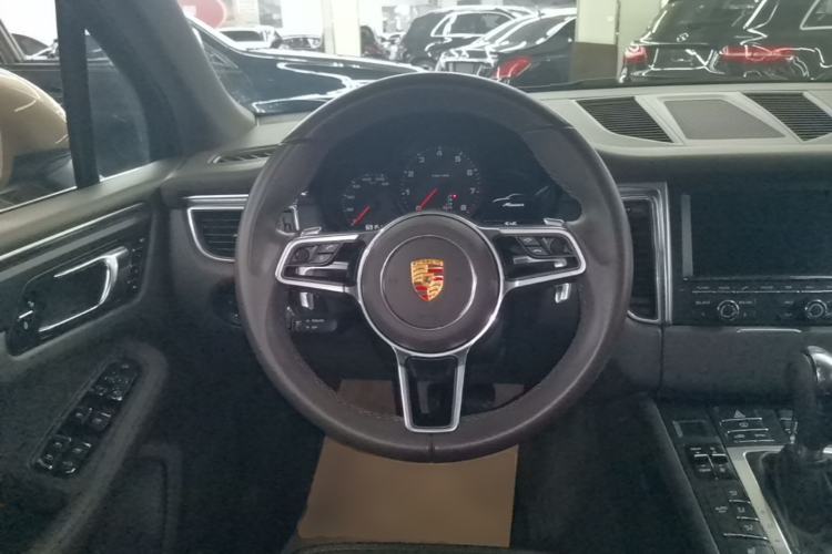 Used Porsche Macan 2016 Macan 2.0T Steering Wheel