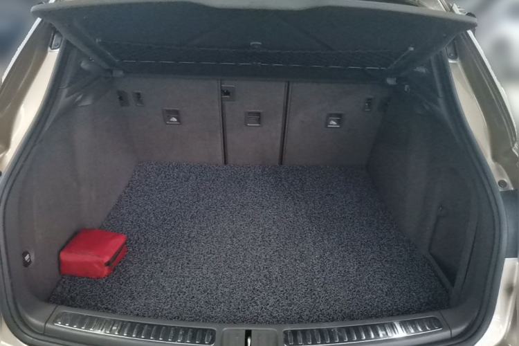 Used Porsche Macan 2016 Macan 2.0T Trunk