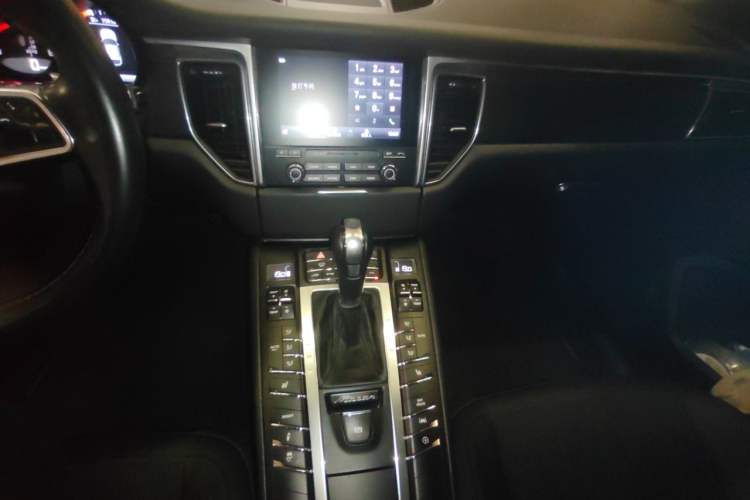 Used Porsche Macan 2017 Macan 2.0T Audio And AC Panel