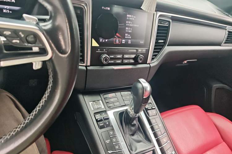 Used Porsche Macan 2017 Macan 2.0T Audio And AC Panel